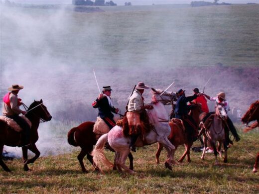 Mais de 15 mil pessoas prestigiam a VI Encenação da Batalha do Pulador