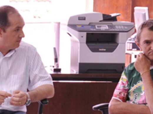 Escolas de samba não receberão mais dinheiro público, afirma prefeito