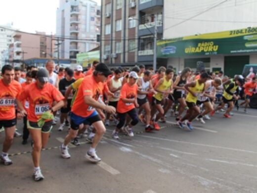 Quase 200 corredores participam do Campeonato Municipal de Corrida de Rua