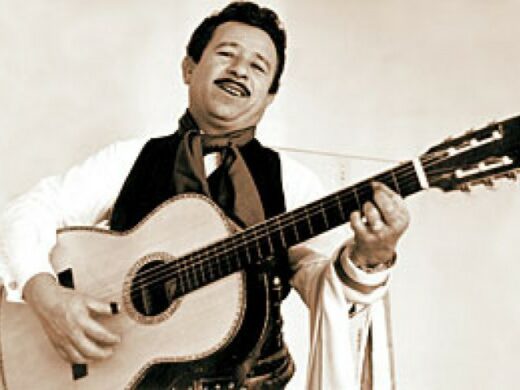 Teixeirinha é homenageado no aniversário de Passo Fundo