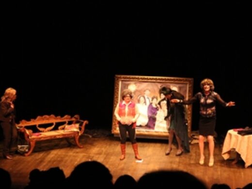Espetáculo de estreia do Passo Fundo em Cena lota teatro do Sesc