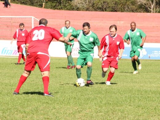 Veteranos revivem clássico Gaúcho e 14 de Julho na Semana de Passo Fundo