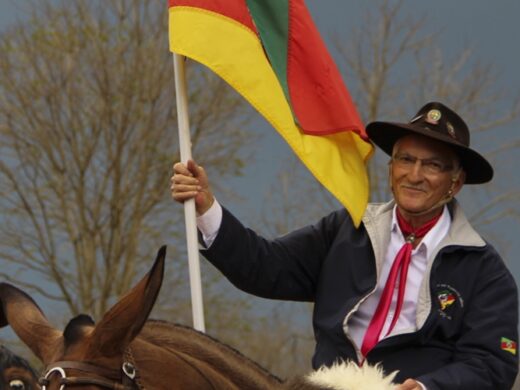 Desfile Farroupilha e Concurso de Cavalarias celebram Dia do Gaúcho