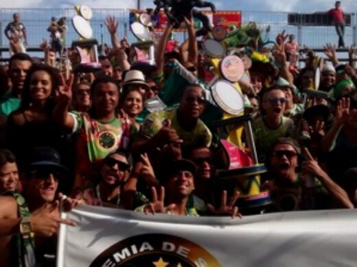 Academia de Samba Cohab I é a grande campeã do Carnaval de Passo Fundo