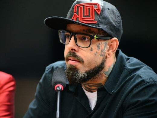 Flicom integra a programação paralela