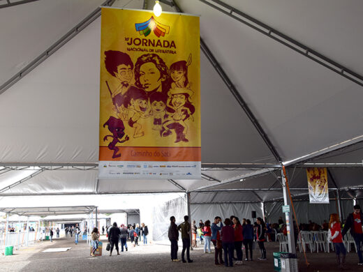 Jornadinha e suas tendas