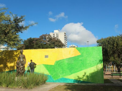 Arte urbana: primeira intervenção na praça da Mãe