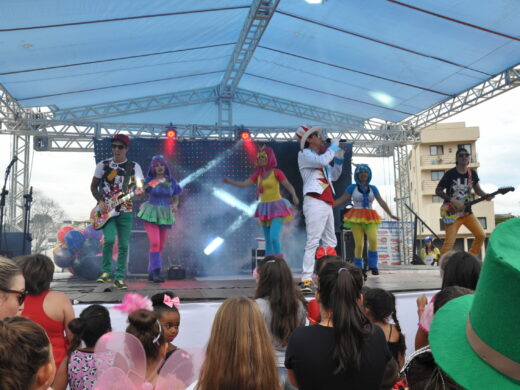 Domingo é dia de Carnaval Popular na Gare