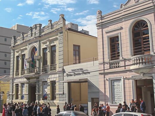 Museus são reabertos para comunidade