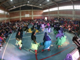 Festival de Folclore: apresentações nas escolas aproximam as comunidades dos grupos