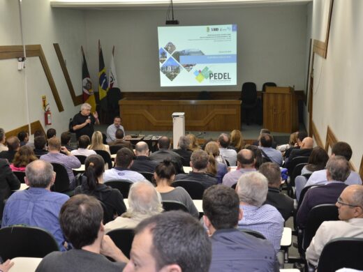 Prefeitura apresenta o PEDEL