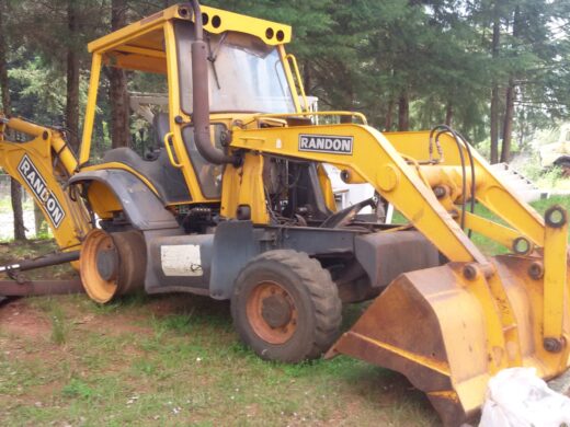 Prefeitura realiza leilão de bens móveis