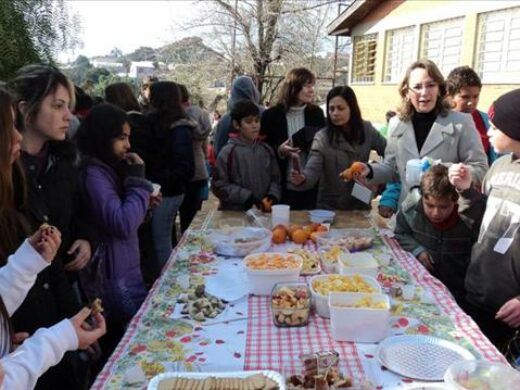 Projeto interdisciplinar leva qualidade de vida a alunos de escola municipal