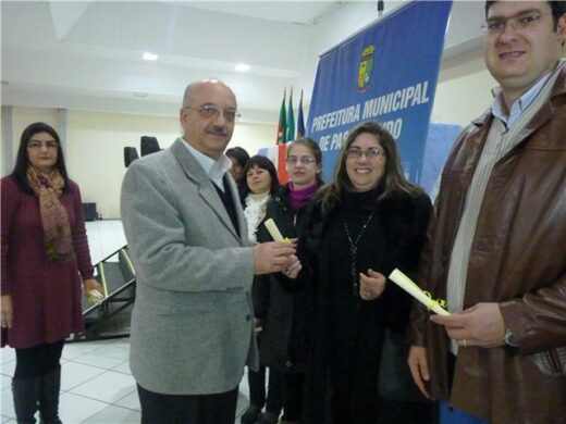 Cursos capacitam 700 novos profissionais