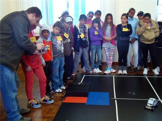 Colégio Marista Conceição abriu as portas para Escola Municipal Coronel Lolico