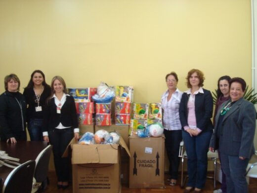 BRF Brasil Foods doa brinquedos à Secretaria de Educação