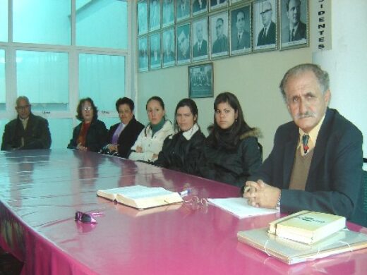 Aluna de Escola Municipal é destaque em concurso de poesia