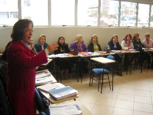 SME qualifica professores e diretores da Educação Infantil