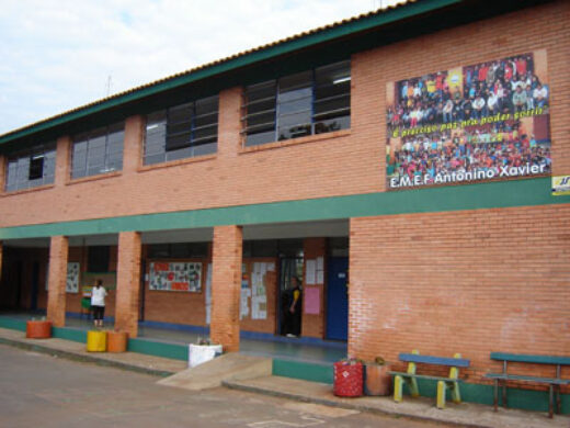 Escola Antonino Xavier faz 47 anos