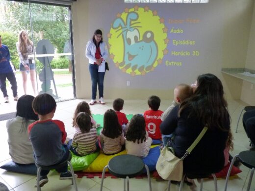 Mês da criança tem atividades na Praça Antonino Xavier