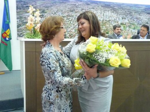 Professora Emérita é homenageada