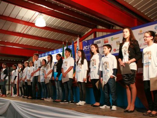 Escola Santo Agostinho é a grande vencedora do projeto “Oratória nas Escolas”