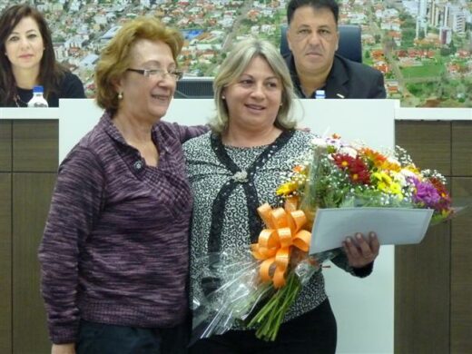 Professora Emérita foi homenageada nesta quinta-feira