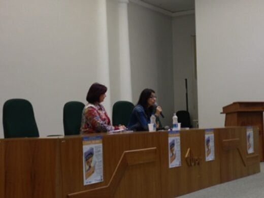 Atividades do Livro do Mês são retomadas