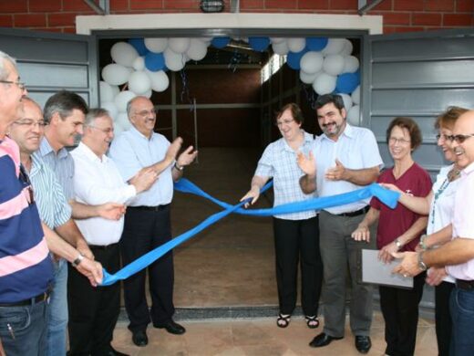 Dipp entrega à comunidade mais um ginásio  poliesportivo