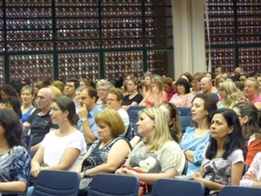 Fernando Becker palestra para professores da rede municipal de Passo Fundo
