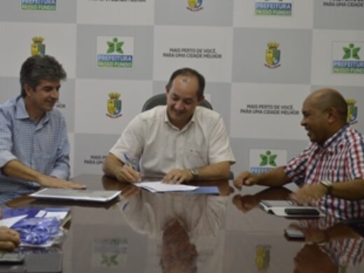 Uniforme escolar: Prefeitura prepara a entrega para o mês de abril