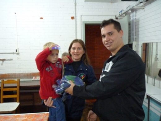 Prefeitura de Passo Fundo conclui entrega de uniformes para Escolas de Educação