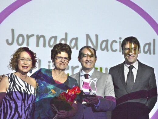Jornada de Literatura: Parceria entre Prefeitura e UPF é reconhecida com premio