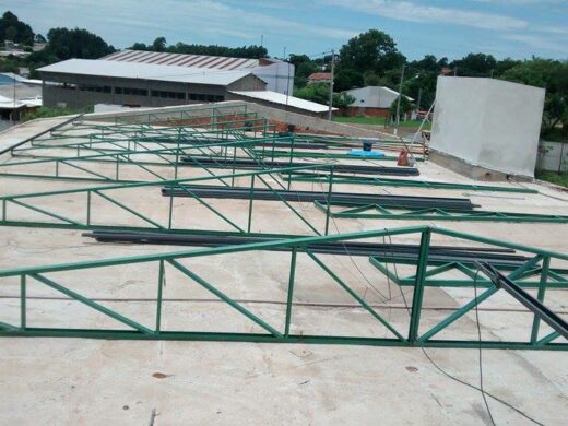 Seguem obras de reconstrução na escola Daniel Dipp