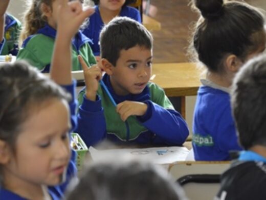 Alunos da Educação Infantil voltam às aulas nesta quarta-feira