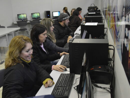 Prefeitura prepara aperfeiçoamento de professores