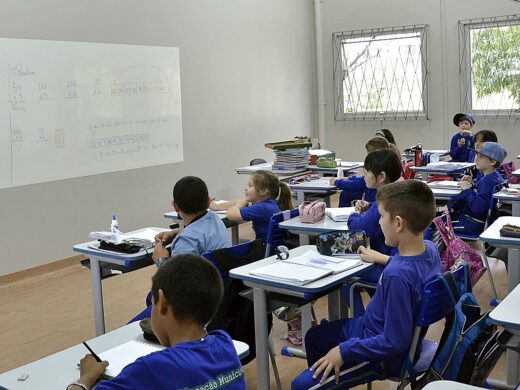 Obras na Escola Zeferino chegam na reta final