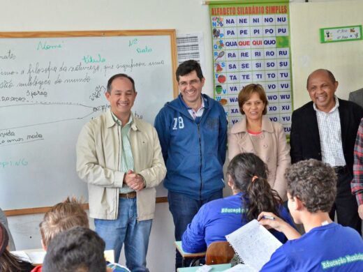 Anunciada reforma de escola atingida por incêndio