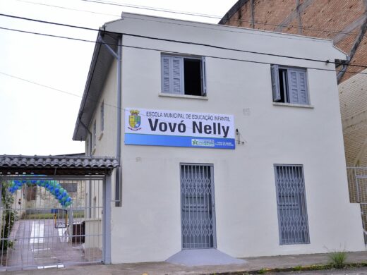 Prefeitura entrega escola de Educação Infantil