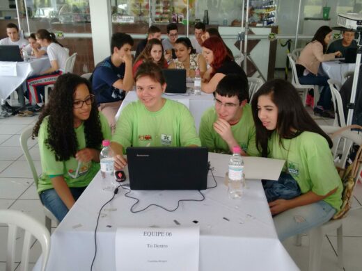 Alunos do Programa Tô Dentro ficam entre primeiros