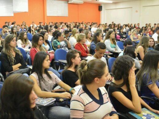 Alunos do Programa Tô Dentro são aprovados
