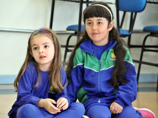 Mais de mil crianças são inscritas para o 1º ano