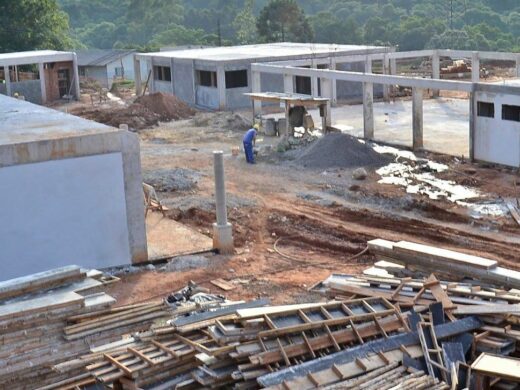 Avançam obras da maior escola do município