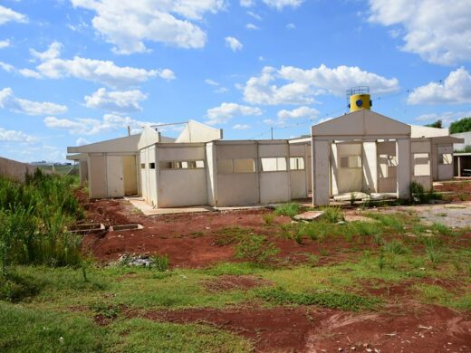 Ação judicial para concluir escola