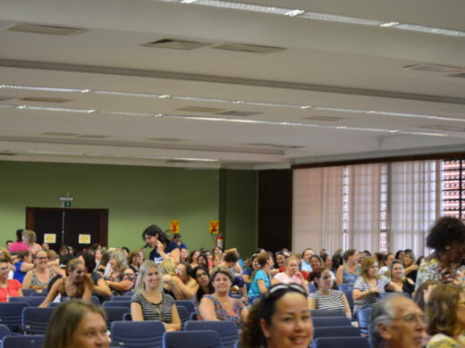 Formação continuada para professores da rede