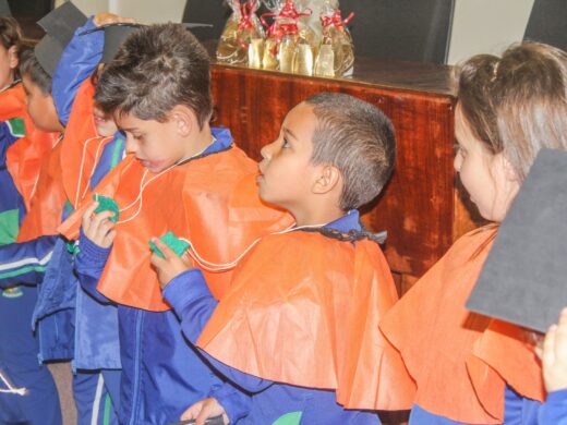 ﻿Escola de Hackers forma 100 novos alunos