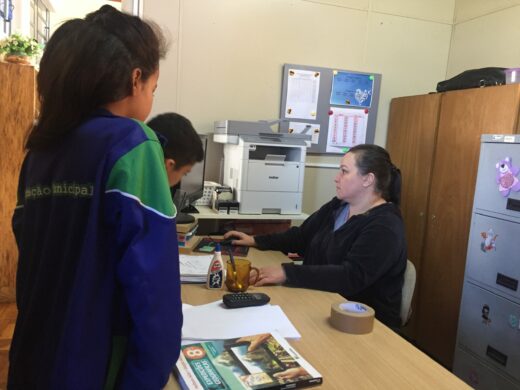 Começa instalação de fibra óptica nas escolas