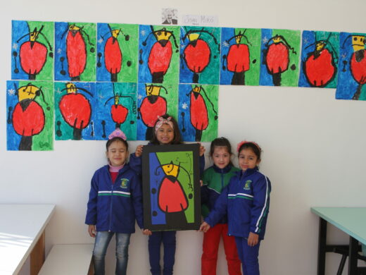 ﻿Alunos da educação infantil imersos nas artes