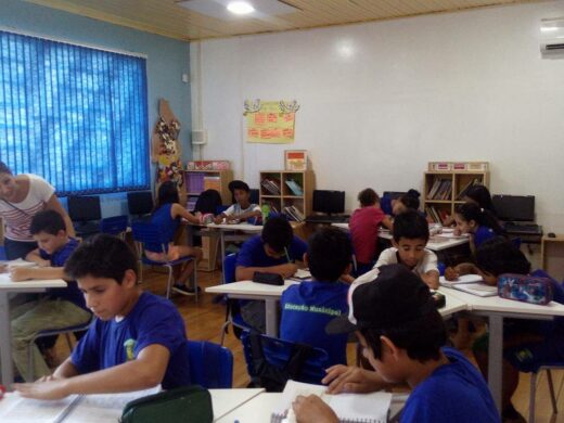 Remanejos da rede de Educação começam amanhã