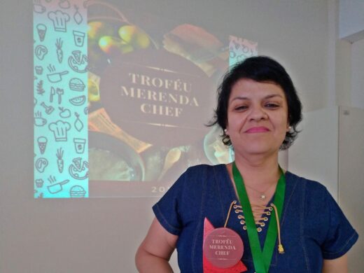 Merendeira da Padre Pergentinho ganha Merenda Chef
